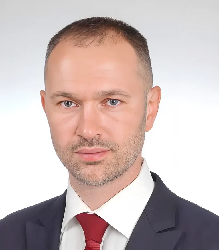 Vadim Araslanov: Managing Director at Pyxis